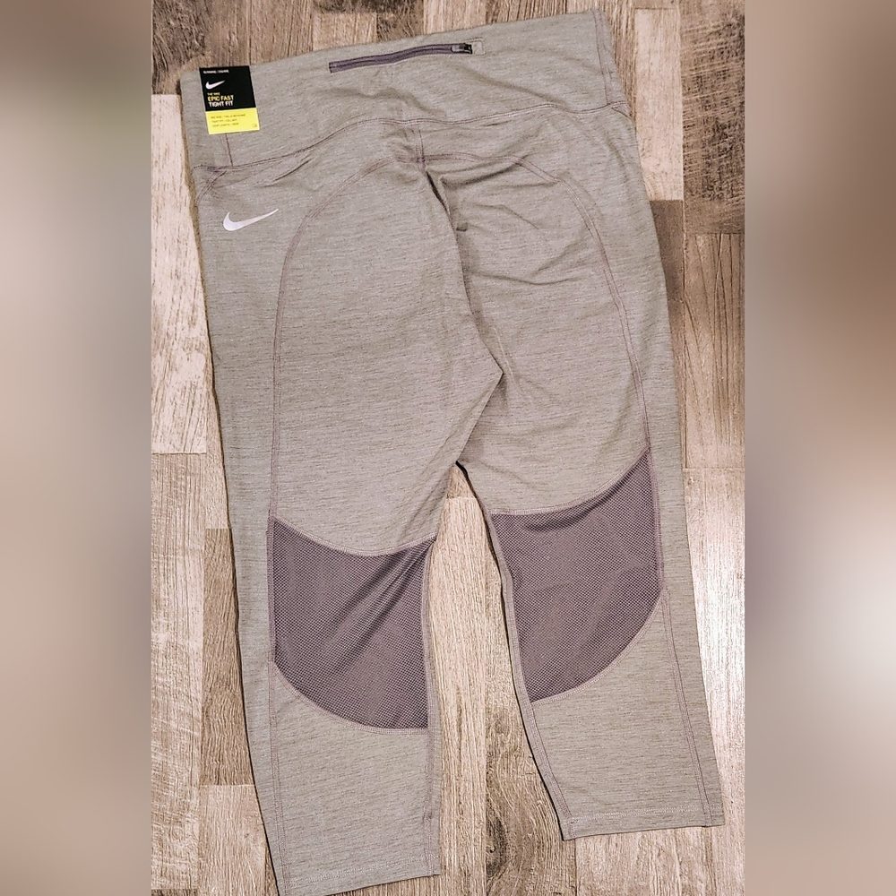 NWT Nike Epic Fast Tight Fit Running Leggings - Crop Length - MId-Rise - Grey 1X - Picture 7 of 7